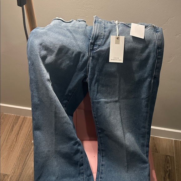 Good American Women's Denim Straight Leg Jeans - Picture 6 of 7